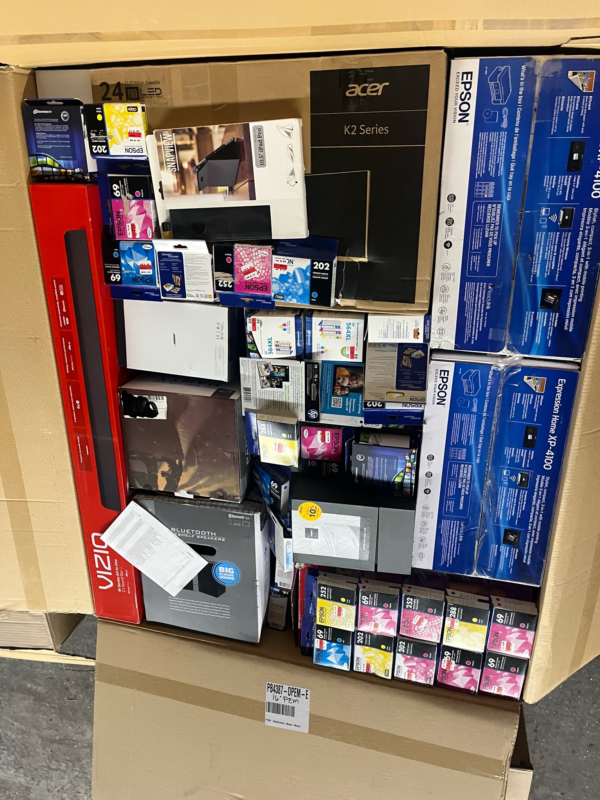 TARGET ELECTRONICS MEGA MYSTERY BOX - Image 3